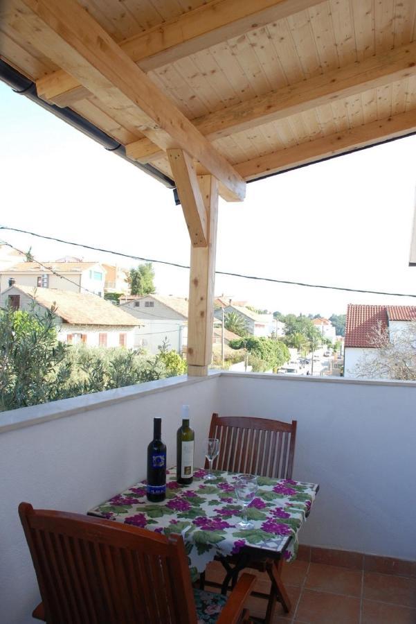 Apartments And Rooms With Parking Space Hvar - 13161 Hvar Town Exterior photo